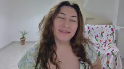 catalina online show from February 2025 05:15:02 AM