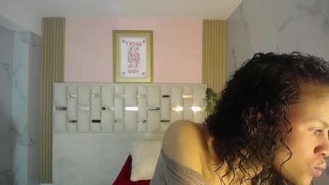 Catalina  online show from April 2026 03:07:01 AM