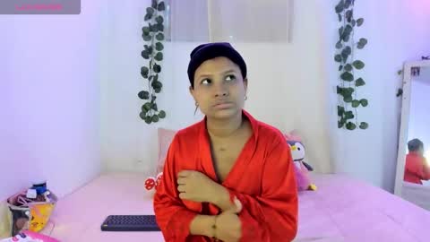 Snapshot of catalina_and_roger chatting on October 2025 11:54:02 AM Cata y Roger online show from October 2025 11:54:02 AM