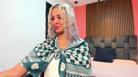 Catalina online show from December 2025 12:32:01 PM