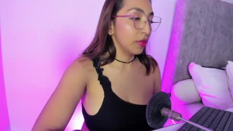 Cata  Monday- Saturday   On line at 0100pm-0700pm online show from June 2026 07:48:01 PM