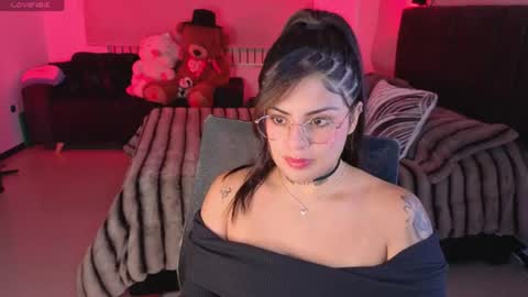Snapshot of catalina_mart chatting on June 2026 01:19:01 AM Catalina online show from June 2026 01:19:01 AM