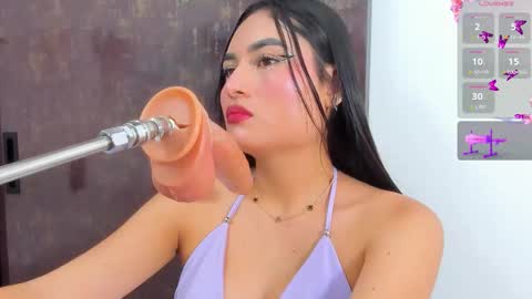 Snapshot of catalina_whore chatting on September 2025 08:31:01 PM Catalina online show from September 2025 08:31:01 PM