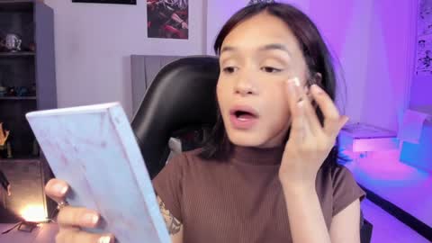 Snapshot of catarsiss_moon chatting on January 2025 02:38:02 AM Cat online show from January 2025 02:38:02 AM