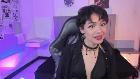 Snapshot of catarsiss_moon chatting on January 2025 02:24:02 AM Cat online show from January 2025 02:24:02 AM