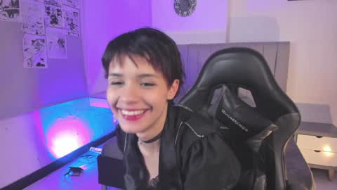 Snapshot of catarsiss_moon chatting on January 2025 02:22:02 AM Cat online show from January 2025 02:22:02 AM