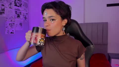 Snapshot of catarsiss_moon chatting on February 2025 11:26:01 PM Cat online show from February 2025 11:26:01 PM