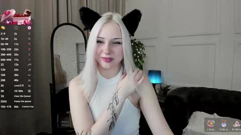 Anna  online show from January 2026 02:05:02 AM