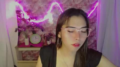 catherine_365 online show from April 2026 09:32:02 AM