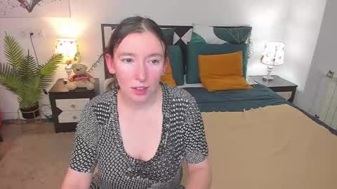 Catrin online show from December 2025 11:54:01 PM