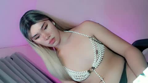 Snapshot of cathleashemalegoddess chatting on October 2025 09:32:01 AM cathleashemalegoddess online show from October 2025 09:32:01 AM