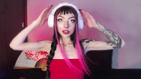 Snapshot of cati_petite chatting on December 2024 03:04:02 AM Cati help me reach my goal of 100 thumbs up again 3 online show from December 2024 03:04:02 AM