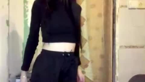 Snapshot of catinagaznes chatting on October 2025 09:24:02 PM Lola online show from October 2025 09:24:02 PM