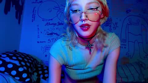 Snapshot of catkief420 chatting on January 2025 12:12:01 AM Cat online show from January 2025 12:12:01 AM