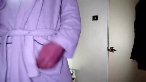 Snapshot of catkot912 chatting on January 2025 06:12:02 PM catkot912 online show from January 2025 06:12:02 PM