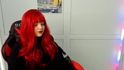 Catrine online show from April 2026 07:35:01 AM