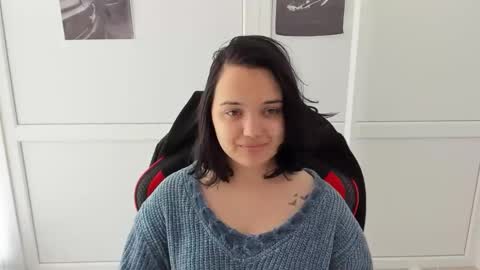 Catrine online show from May 2026 09:05:02 AM