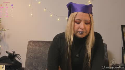 Cattaleya Ravenwood online show from February 2026 01:58:02 PM