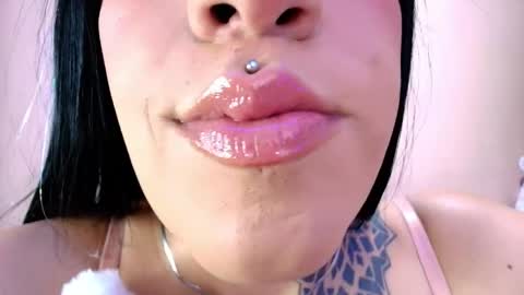 Cattleya online show from April 2026 04:32:01 AM