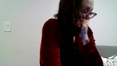 cautious online show from December 2025 05:05:01 AM