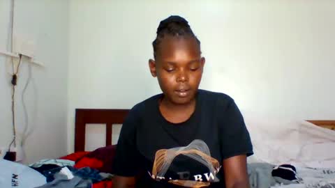 Snapshot of cavy_sweet chatting on December 2024 12:27:02 PM Mecy online show from December 2024 12:27:02 PM