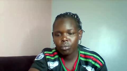 Snapshot of cavy_sweet chatting on March 2026 06:12:02 PM Mecy online show from March 2026 06:12:02 PM