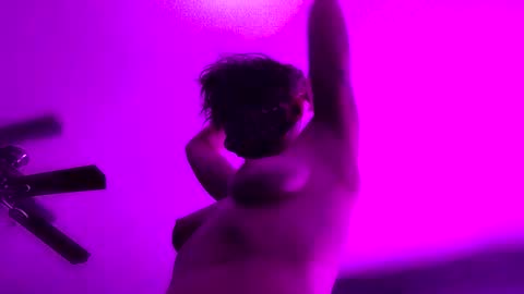 Snapshot of cay_date chatting on October 2025 04:05:01 AM cay_date online show from October 2025 04:05:01 AM