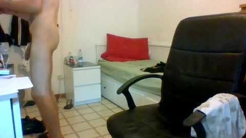cazzone98italiano online show from August 2026 06:40:02 PM