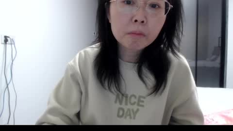 Snapshot of cbz112233 chatting on February 2025 06:57:02 PM ANNYANNY online show from February 2025 06:57:02 PM