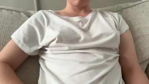 Claire online show from April 2026 08:11:02 PM