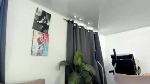 ccuteass online show from December 2024 01:11:01 PM