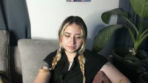 ccuteass online show from February 2025 08:34:02 PM