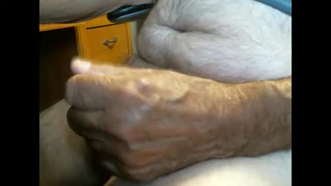 Snapshot of cczt154 chatting on September 2025 04:18:01 PM CCzt154 online show from September 2025 04:18:01 PM