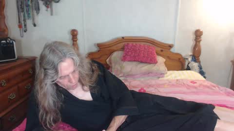 Snapshot of cdsextoy1 chatting on October 2025 10:24:01 AM Jackie online show from October 2025 10:24:01 AM