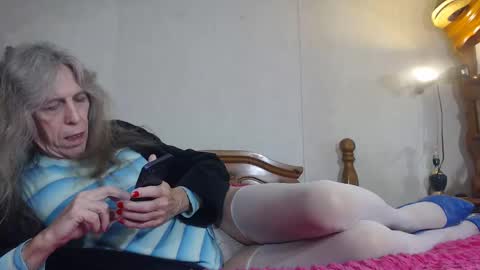 Snapshot of cdsextoy1 chatting on November 2025 09:00:02 AM Jackie online show from November 2025 09:00:02 AM