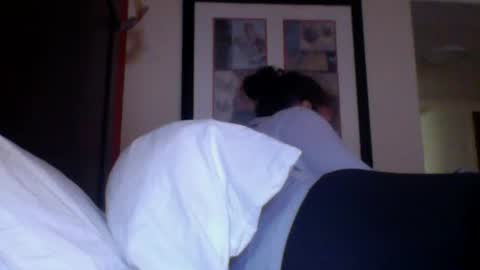 Snapshot of cece_vibez chatting on December 2024 05:26:01 PM cece_vibez online show from December 2024 05:26:01 PM