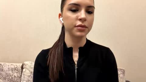 Darina online show from April 2026 07:58:02 PM