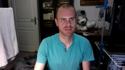 Snapshot of ced_382 chatting on October 2025 02:32:02 PM ced_382 online show from October 2025 02:32:02 PM