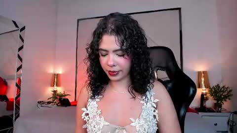 Snapshot of celene_rosejs chatting on June 2026 07:26:01 PM celene_rosejs online show from June 2026 07:26:01 PM