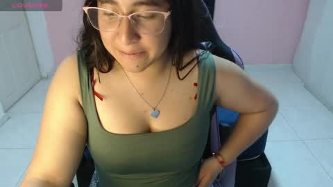 Snapshot of celeste817631 chatting on May 2026 02:45:01 PM celeste817631 online show from May 2026 02:45:01 PM