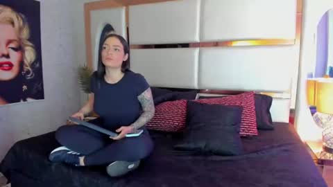 celeste_starsss online show from June 2026 09:37:02 PM