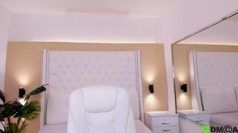 Snapshot of celeste_wayne chatting on February 2026 09:46:01 PM Celeste Wayne online show from February 2026 09:46:01 PM