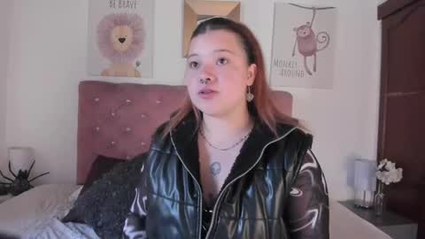 Snapshot of celesteredds chatting on November 2025 11:20:01 AM Celeste online show from November 2025 11:20:01 AM