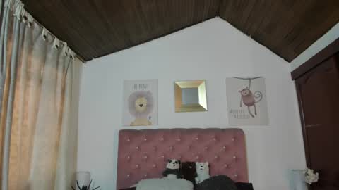 Snapshot of celesteredds chatting on November 2025 11:21:01 AM Celeste online show from November 2025 11:21:01 AM