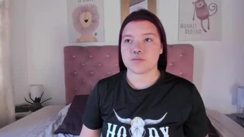 Snapshot of celesteredds chatting on November 2025 11:32:01 AM Celeste online show from November 2025 11:32:01 AM