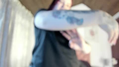 Snapshot of celesteredds chatting on November 2025 11:21:01 AM Celeste online show from November 2025 11:21:01 AM