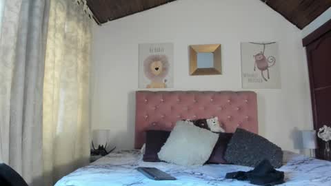 Snapshot of celesteredds chatting on November 2025 11:33:02 AM Celeste online show from November 2025 11:33:02 AM