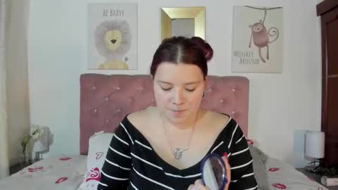 Snapshot of celesteredds chatting on December 2025 11:25:02 AM Celeste online show from December 2025 11:25:02 AM