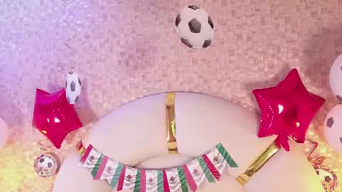 celestte_sm online show from June 2026 07:16:02 PM
