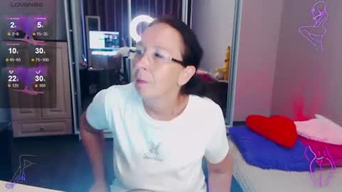 Snapshot of celine_faer1 chatting on July 2026 10:53:01 AM Celine online show from July 2026 10:53:01 AM